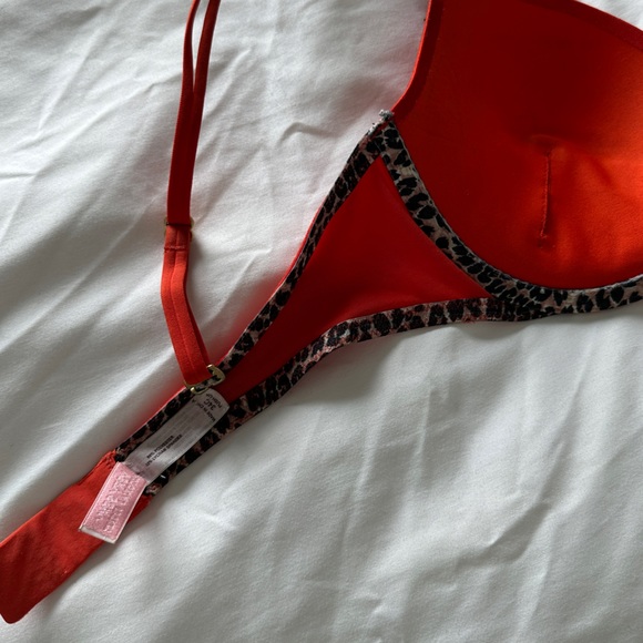 Victoria’s Secret Very Sexy push up bra orange size 34C Great Condition - Picture 2 of 3